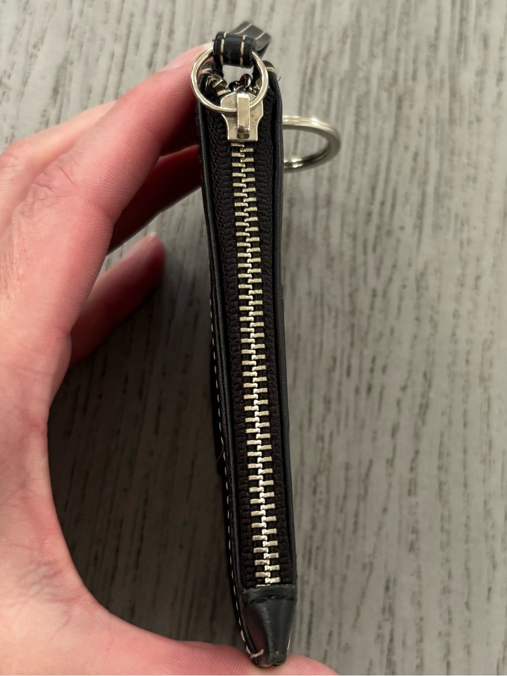 Coach coin purse in black leather with key ring. EUC. - Picture 6 of 11